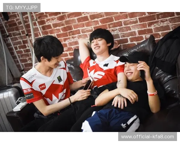 凯发电竞平台介绍:优质电竞赛事直播与玩家互动体验全攻略 凯发电竞平台介绍:优质电竞赛事直播与玩家互动体验全攻略